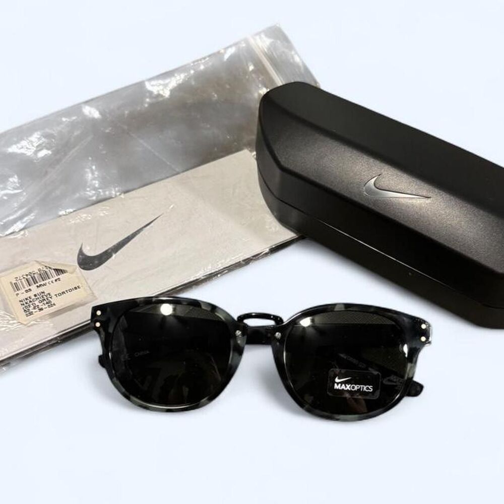 Brand New Nike Achieve Women's/Unisex Black and Grey Tortoiseshell Sunglasses